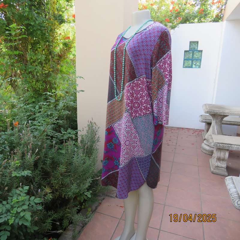 DAVID JONES patchwork pattern straight hanging dress calf length. Size 40