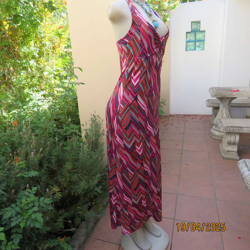 EXACT maxi halter neck colourful stretch polyester dress in geometric stripes. Size 32