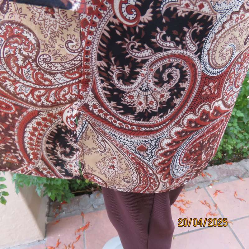 RENE TAYLOR long polyester top in brown - cream baroque patterns. Size 40.
