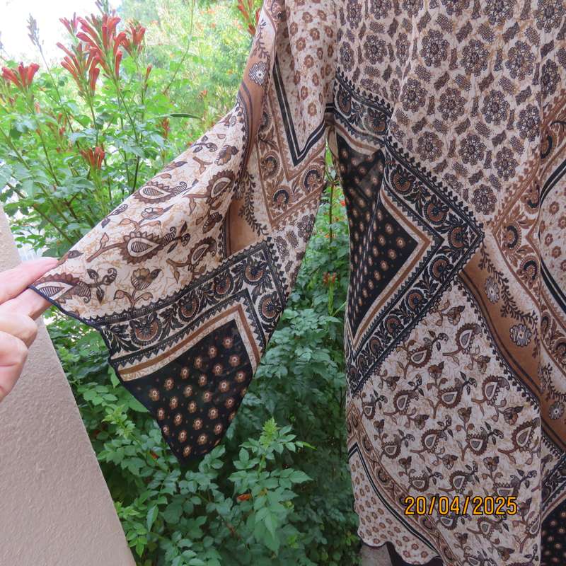 DONNA CLAIRE sheer polyester long top in brown-cream-black bo-ho print. Size 42