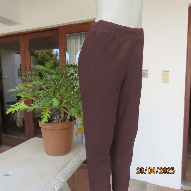 MILADY'S corded choc brown stretch polyester size 40 pants. Wide elastic waist.