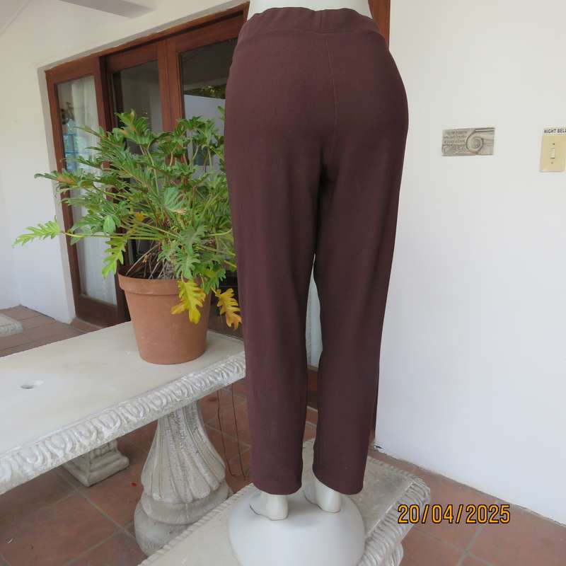 MILADY'S corded choc brown stretch polyester size 40 pants. Wide elastic waist.