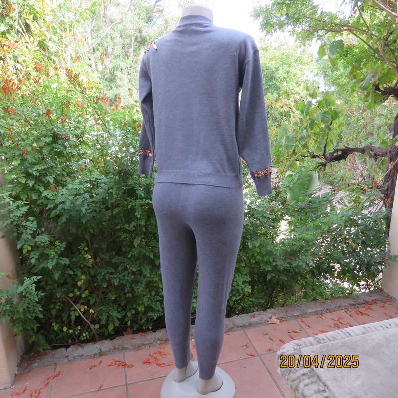 KINGS BABY dim grey 2 pc polycotton knit pantsuit size 30-32. Luxury gold sequin decoration.