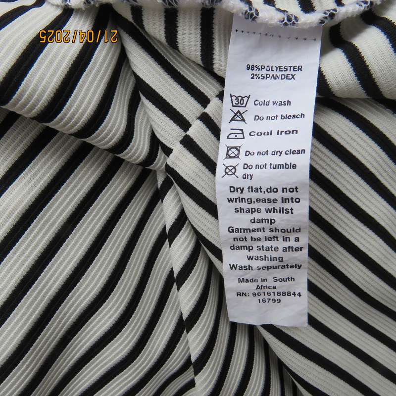 Black and white horizontal striped off the shoulder stretch textured polyester size 38 dress.