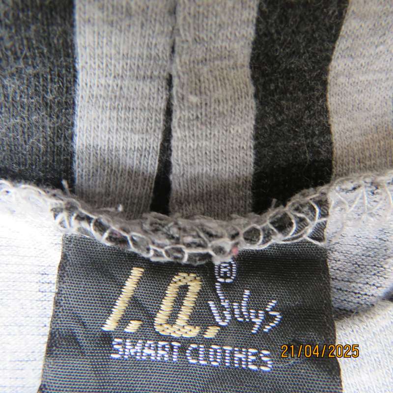 JUDY'S PRIDE smart black-grey vertical striped stretch cotton size 32 dress.