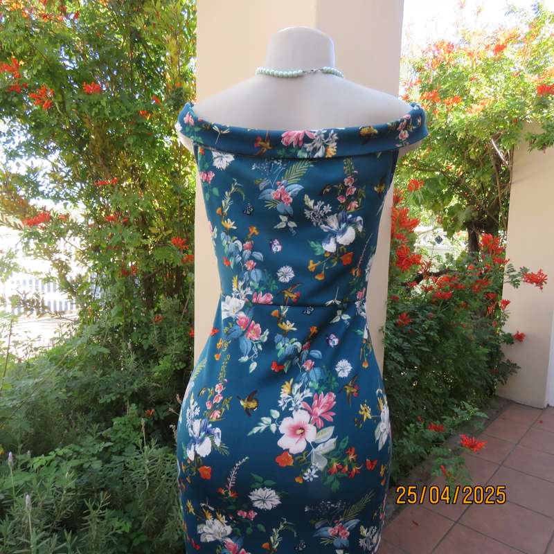 MISS L dark jade heavy stretch polyester stretch bodycon size 32 dress with floral pattern.