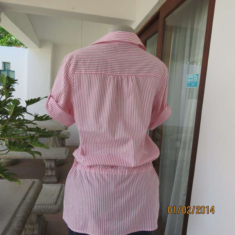 Casual white-red vertical striped long top with drawstring on hips. Size 36. 100% cotton. As new