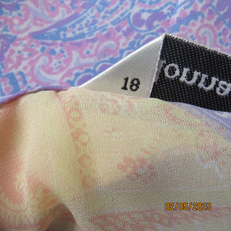 DONNA CLAIRE lilac and peach colour blocked bohemian print size 42 short sleeve top