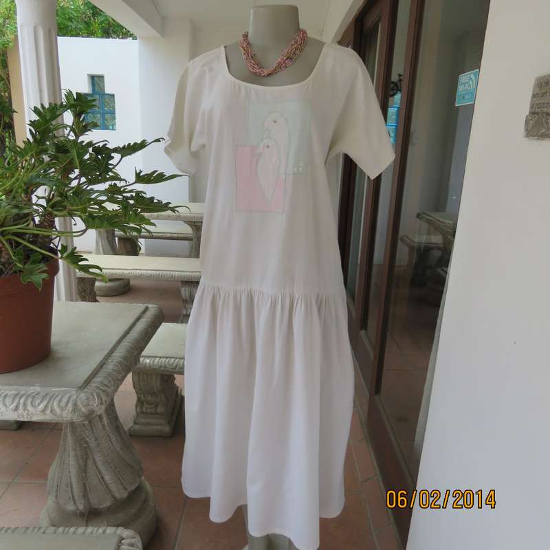 Typical 80's boutique made boutique made dropped waist appliqued dress .Natural colour.Size 36
