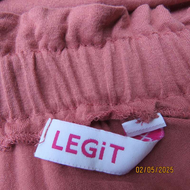 LEGIT salmon colour off the shoulder cropped top with elasticated neckline. Size 40