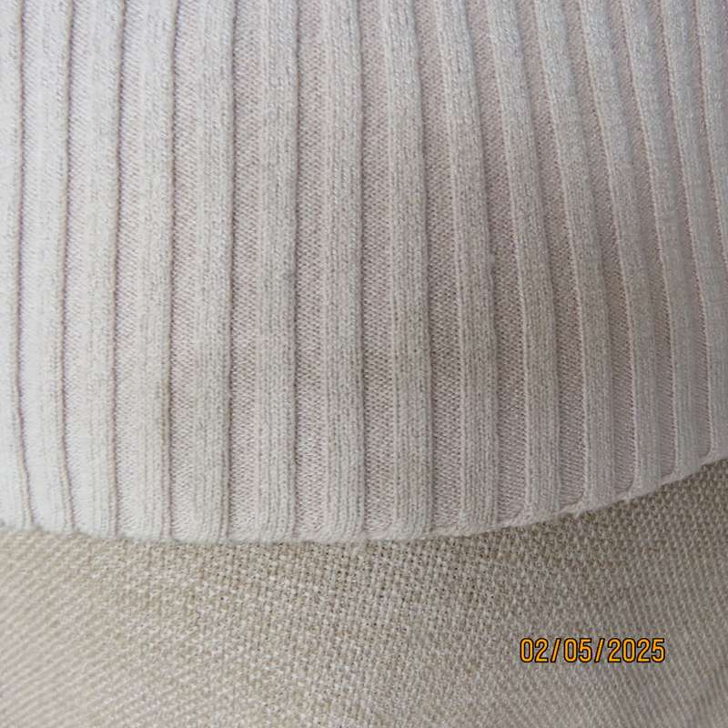FOSHINI granola beige viscose-nylon blend stretch knitted long sleeve cardigan. Size 36.