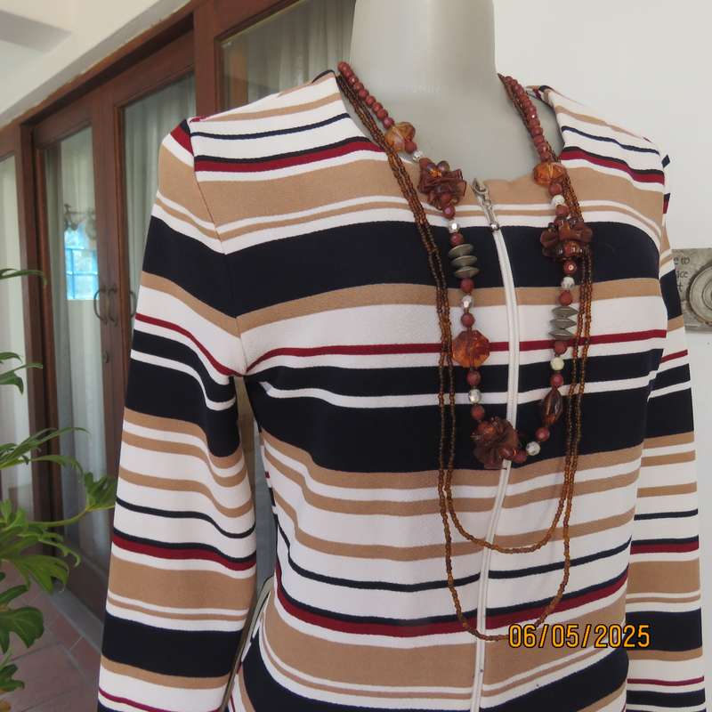 MASSUMI horizontal striped textured stretch polyester zip-up long sleeve size 32-34 top