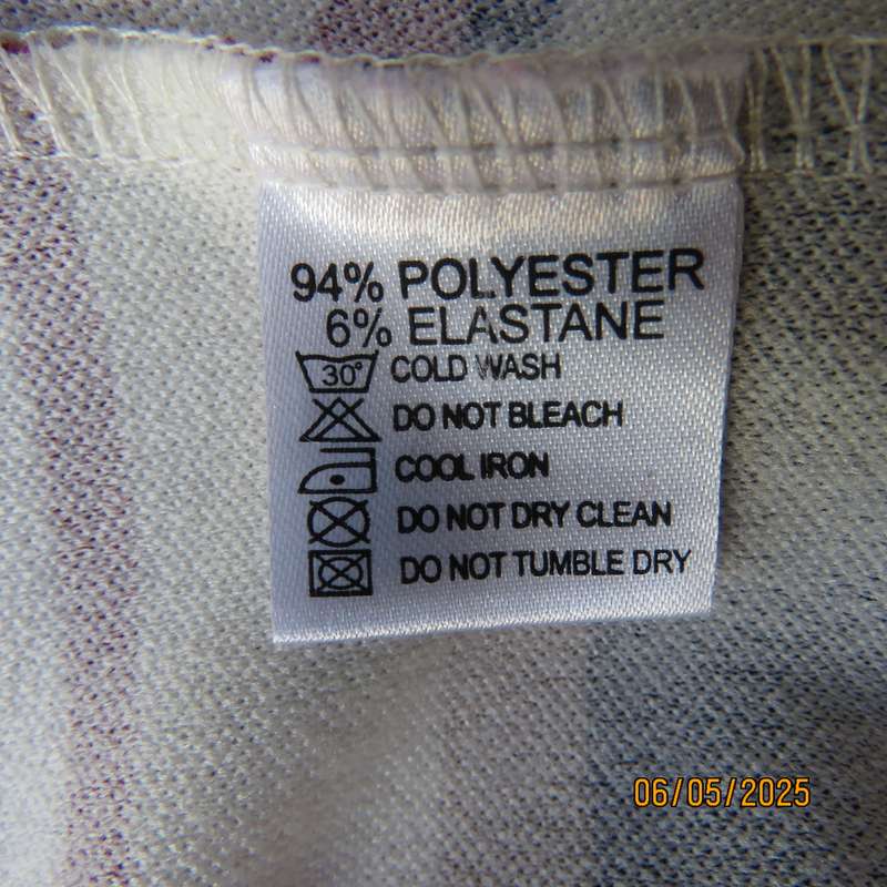 MASSUMI horizontal striped textured stretch polyester zip-up long sleeve size 32-34 top