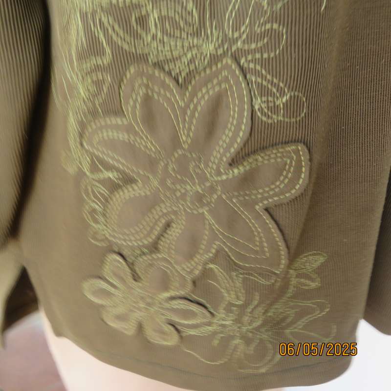 DONNA CLAIRE dark olive green V neck slip over top with appliqued flowers. Size 48