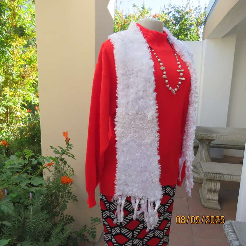 White narrow fluffy acrylic knitted scarf fringed 160cm x 20cm.