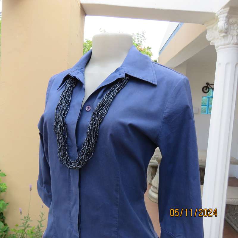 TOPICS stretch cotton tailored cobalt blue top size 34.Hidden button down.Shirt collar.Elbow sleeves
