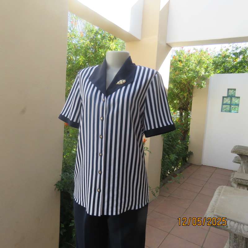 WOOLWORTHS navy-white vertical striped button down top. Open navy collar. Size 36.