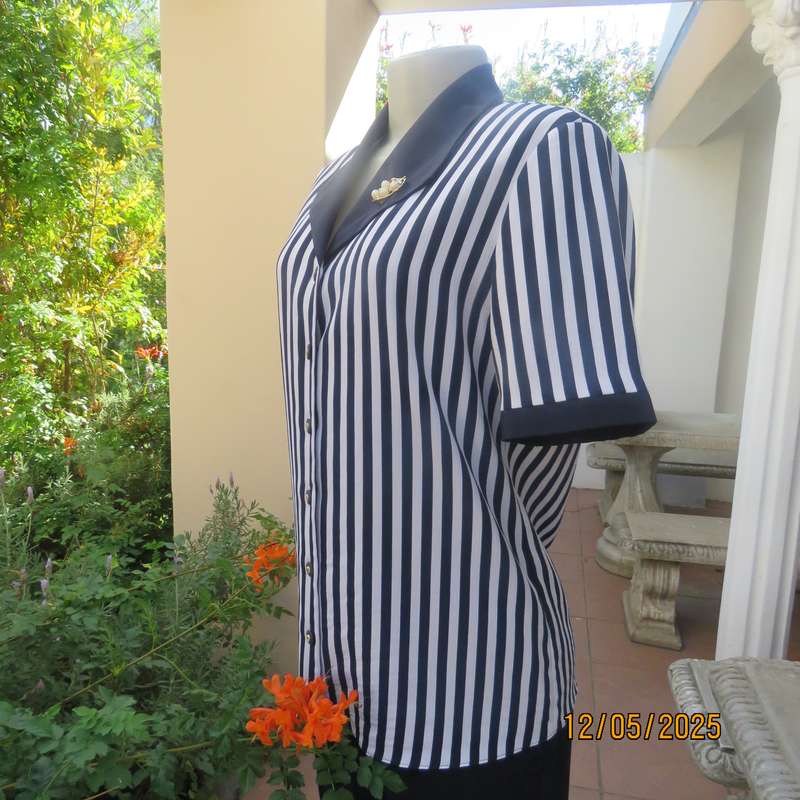 WOOLWORTHS navy-white vertical striped button down top. Open navy collar. Size 36.
