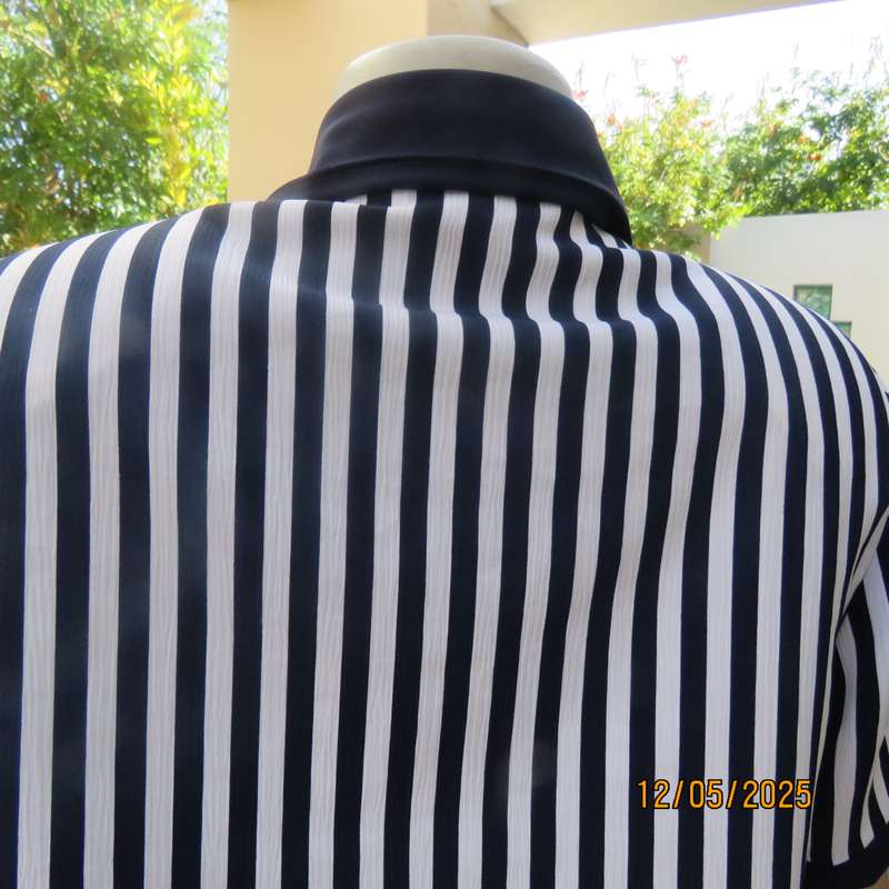 WOOLWORTHS navy-white vertical striped button down top. Open navy collar. Size 36.