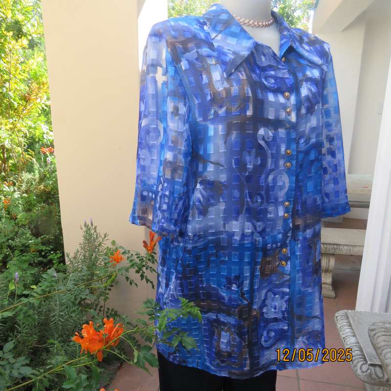 SMART SET blue opaque floral button down glamour top with collar. Size 40.