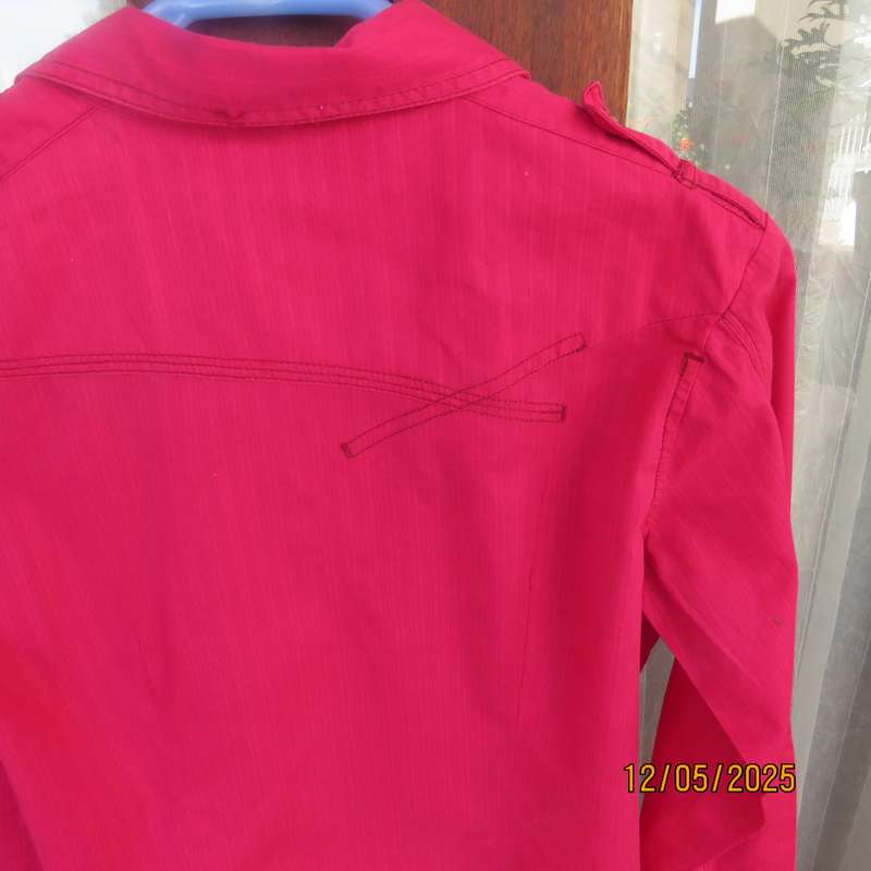 RENEGADE magenta pink boy's long sleeve shirt for 12 year old. As new