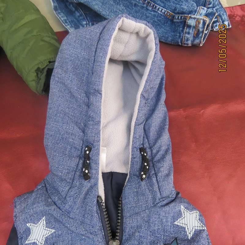Lot of 3 winter jackets for your 6 to 12 months old baby boy. All as new.