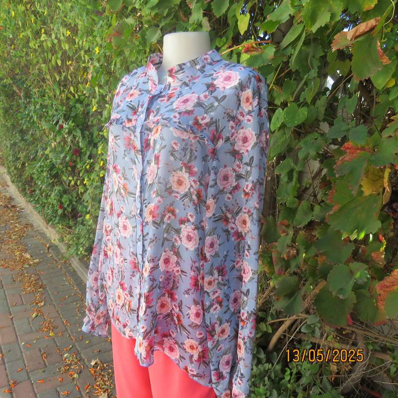 Steel blue slightly creased sheer polyester long sleeve top. Crimson flowers. Size 44