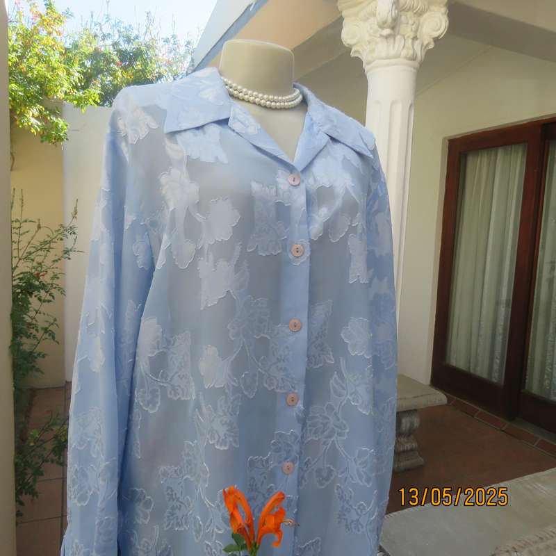 DONNA CLAIRE periwinkle blue sheer floral embossed polyester long sleeve top size 42-44