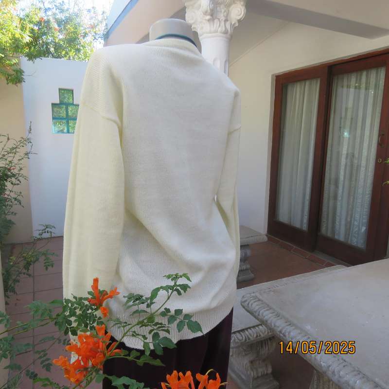 Plain light cream handknit acrylic sweater size 36-38. V neck.
