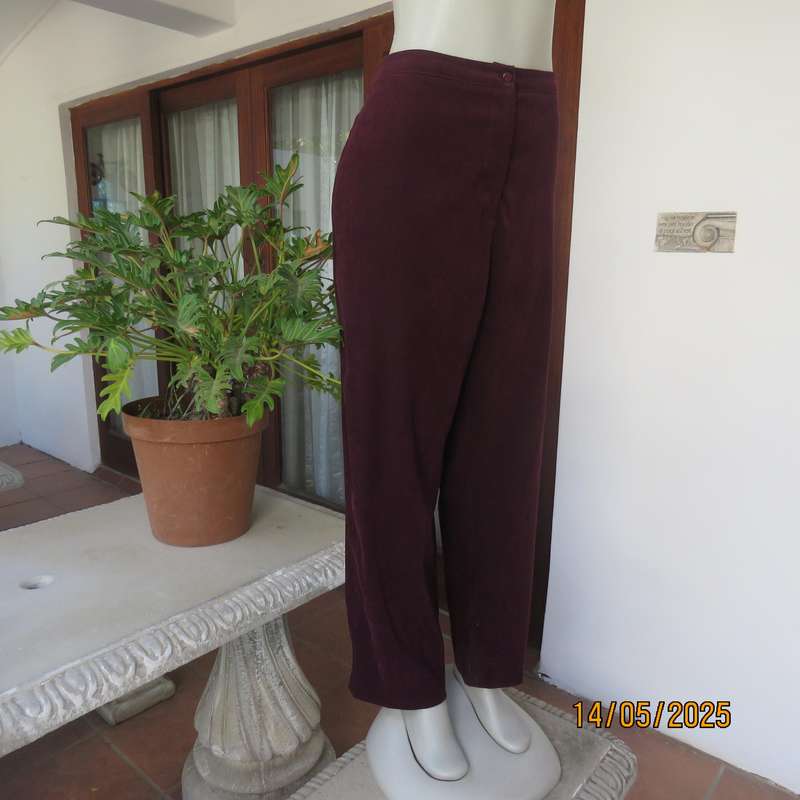 BAMBOO dark plum dress pants size 40. Elasticated back. Tapered legs.