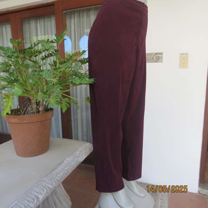 BAMBOO dark plum dress pants size 40. Elasticated back. Tapered legs.