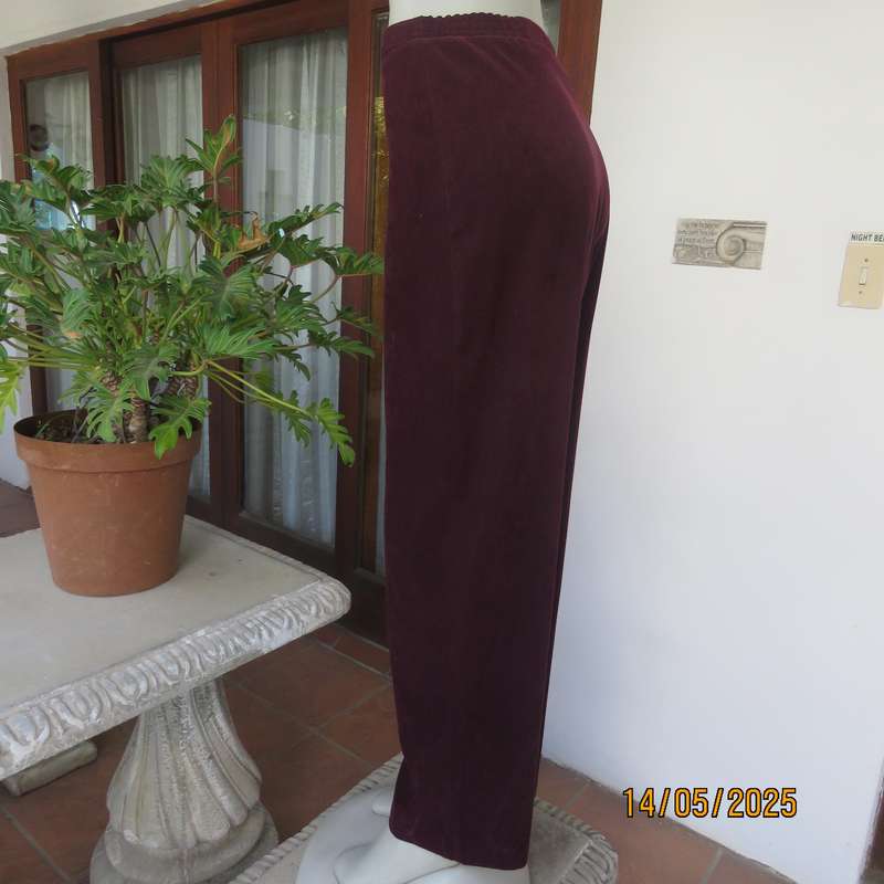 BAMBOO dark plum dress pants size 40. Elasticated back. Tapered legs.
