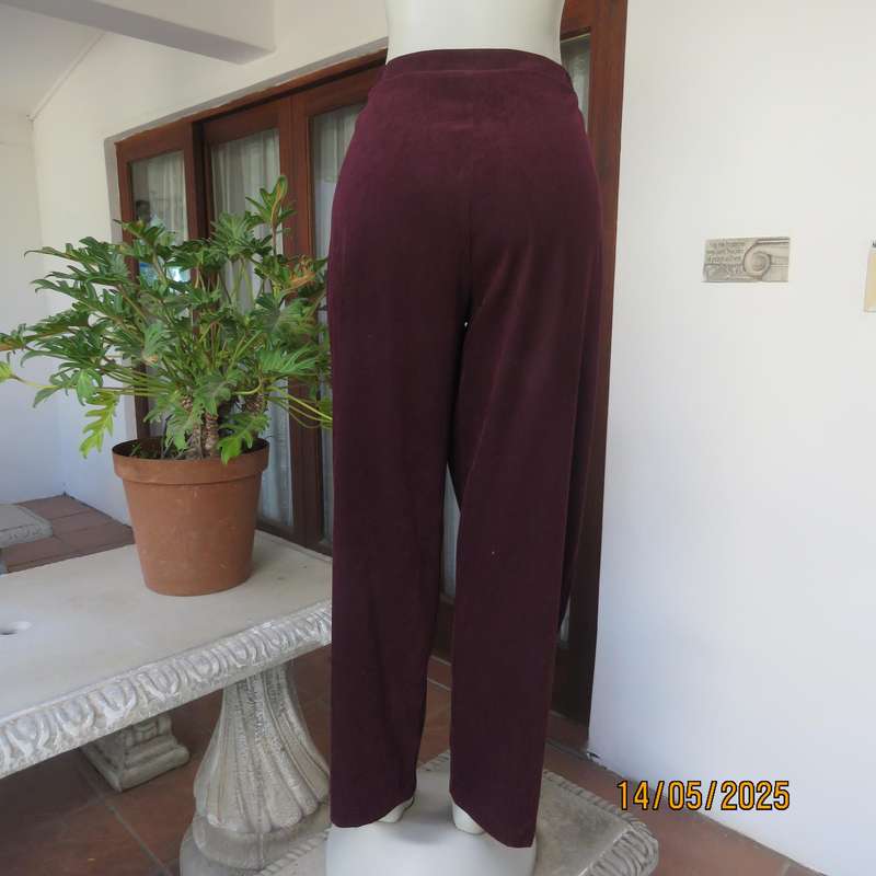 BAMBOO dark plum dress pants size 40. Elasticated back. Tapered legs.