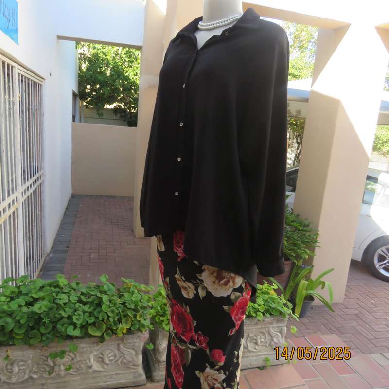 Very black AMARA long raglan sleeve button down textured polyester top. Size 46