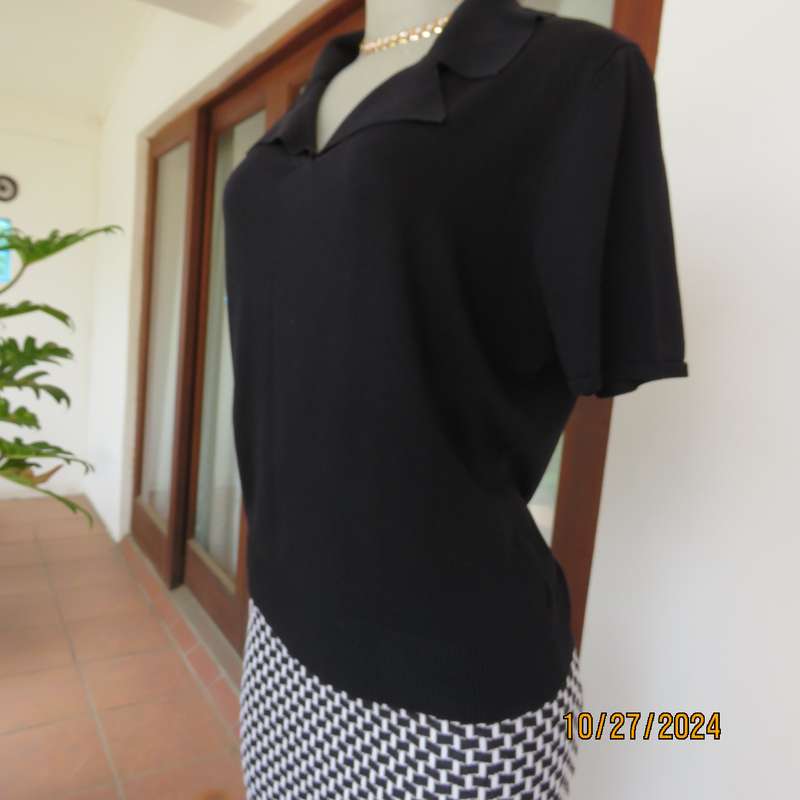 ANDRE BULLE imported black rayon-poliamida blend knitted golf style top. Size 38. As new