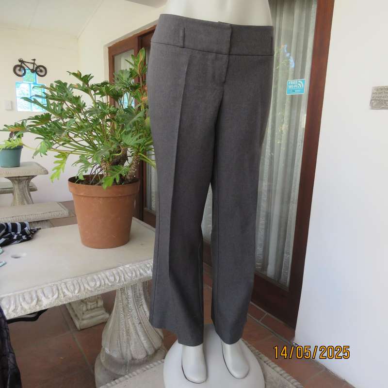 KELSO charcoal grey straight legged dress pants in polyester. Size 38