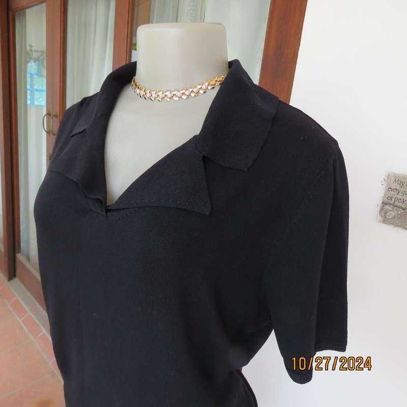 ANDRE BULLE imported black rayon-poliamida blend knitted golf style top. Size 38. As new