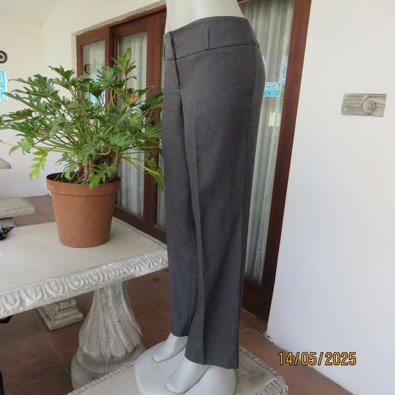 KELSO charcoal grey straight legged dress pants in polyester. Size 38