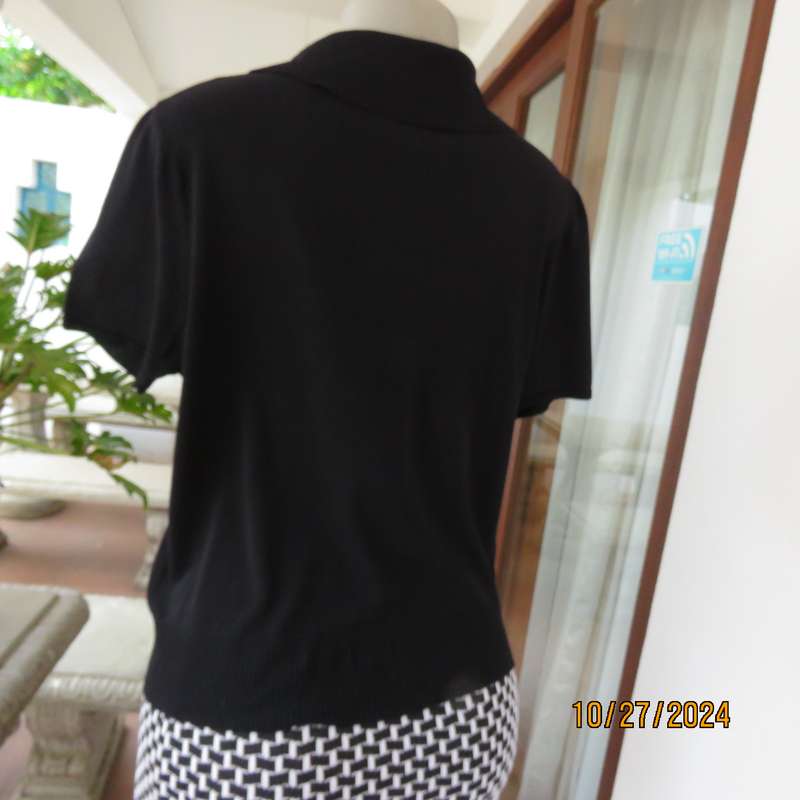 ANDRE BULLE imported black rayon-poliamida blend knitted golf style top. Size 38. As new