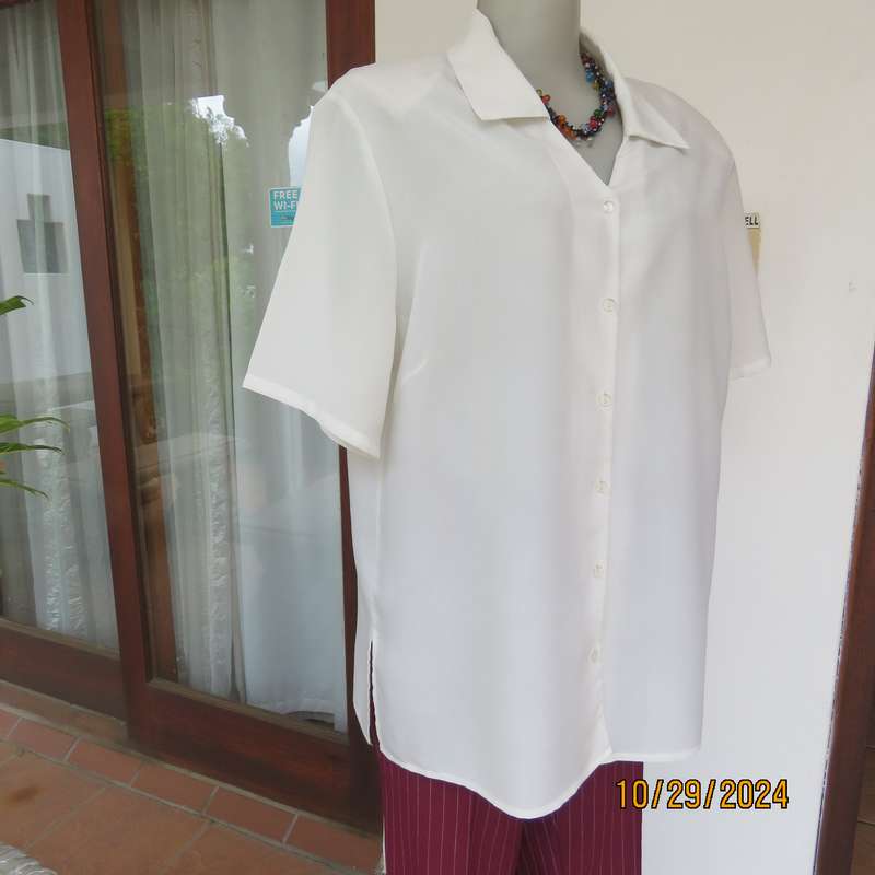 Classic light cream button down short sleeve top with V and collar.Size 42 by TOGETHER. Silky poly.