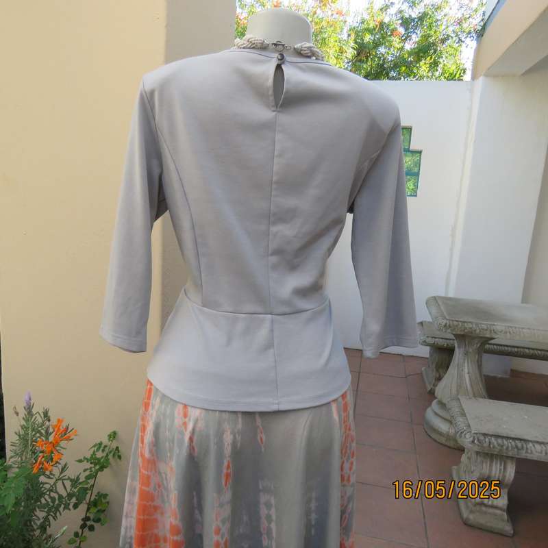 FASHION EXPRESS smoky grey polyester peplum style top size 38.
