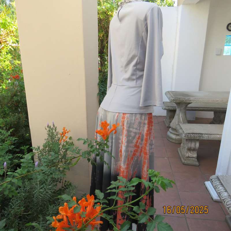 FASHION EXPRESS smoky grey polyester peplum style top size 38.
