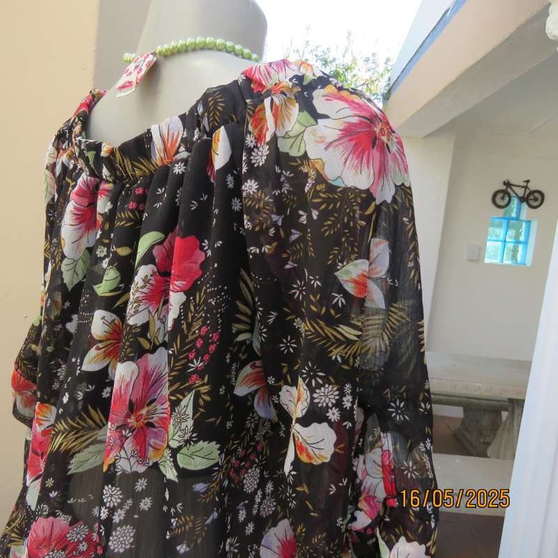 JUDY'S PRIDE sheer black polyester with crimson-pink flowers top. Partly lined. Size 36