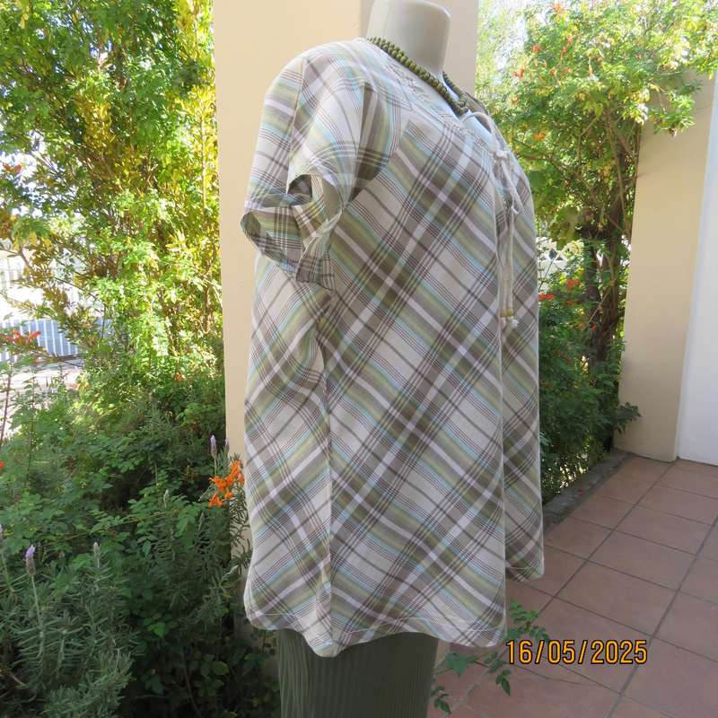 RENE TAYLOR soft green-blue and beige shades check cotton slip over top. Size 44