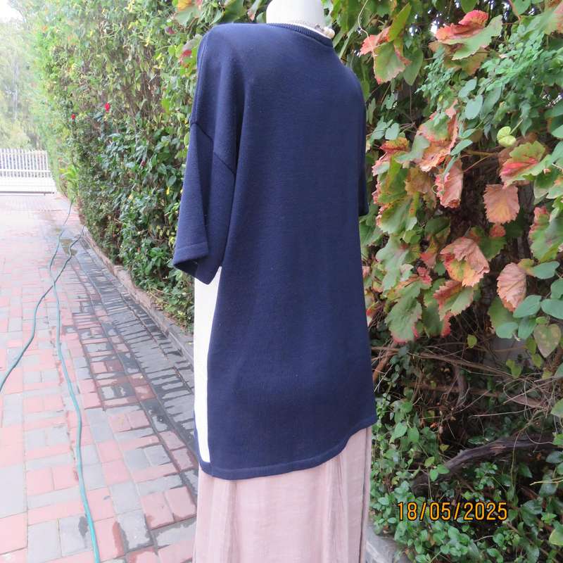 WOOLWORTHS acrylic knit navy-cream-beige colour blocked top. Size 40