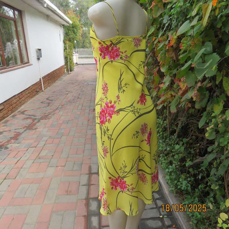FOSHINI buttercup yellow strappy dress with pink-brown flowers. Sheer polyester-lined. Size 34
