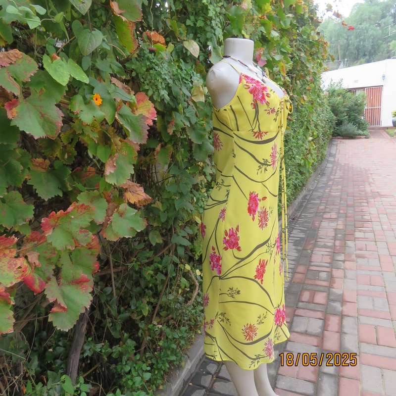 FOSHINI buttercup yellow strappy dress with pink-brown flowers. Sheer polyester-lined. Size 34
