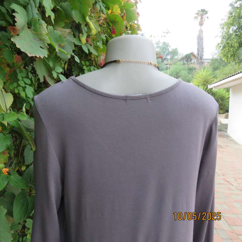 LINDA'S long sleeve dim grey stretch polycotton dress with black asymmetrical seamline. Size 36
