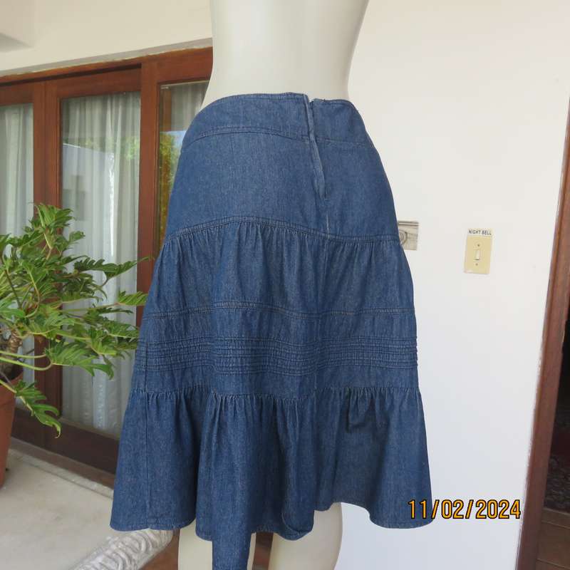 Timeless blue denim jean tiered skirt size 38. Wide yoked waist. Tucked seam decoration. As new cond