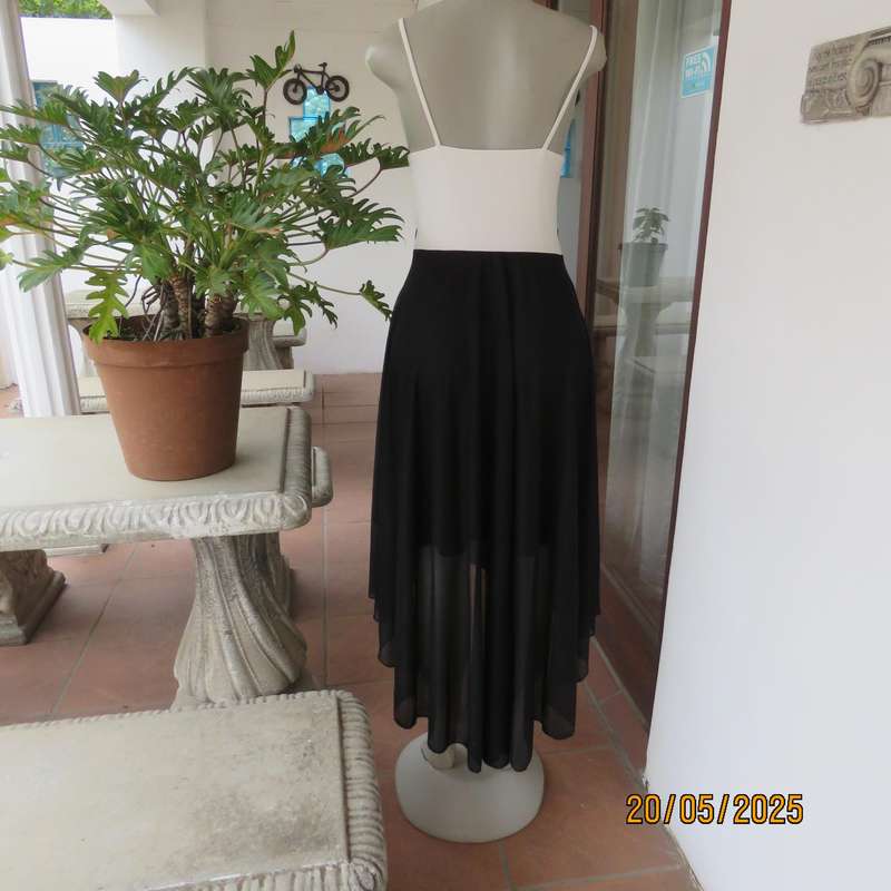 FOSHINI evening strappy dress in black with white sequins and white gathered bust area. Size 36